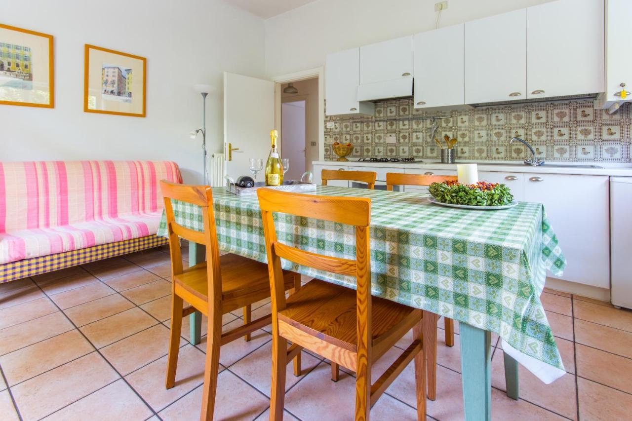 Casa Irina Lägenhet Riva del Garda Exteriör bild