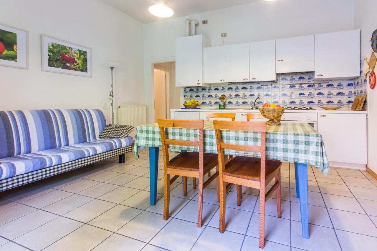 Casa Irina Lägenhet Riva del Garda Exteriör bild